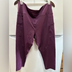 Zyia Active hi rise capri size 20 NWT PLUM